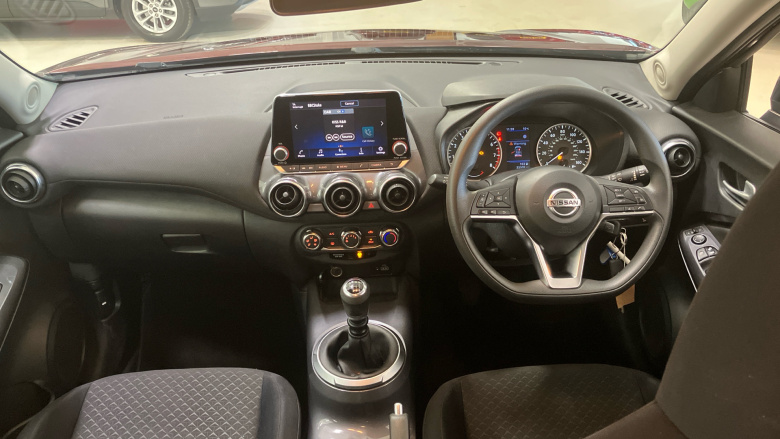 Nissan Juke 1.0 DiG-T 114 Acenta 5dr Petrol Hatchback
